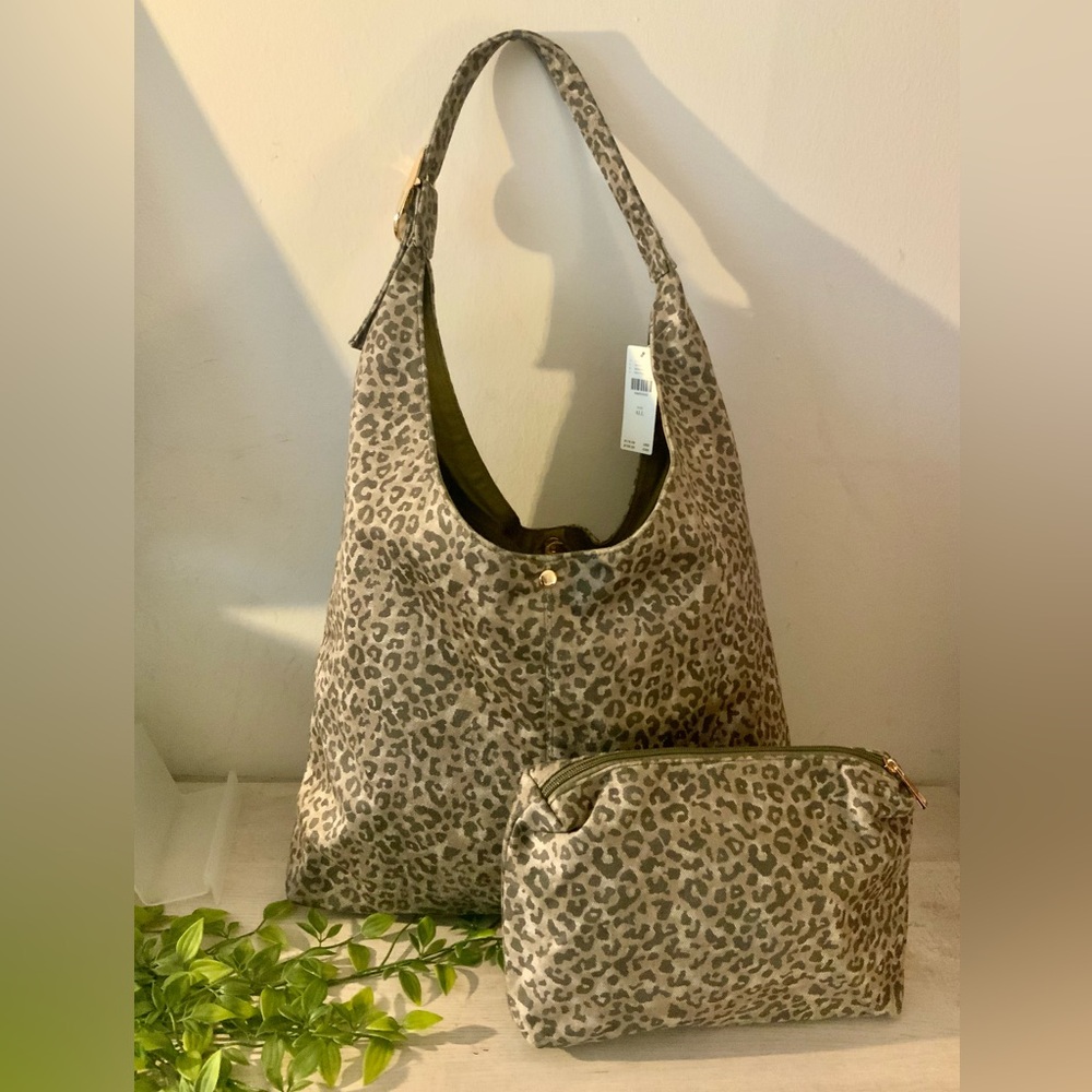NWT ANTHROPOLOGIE LOVE KNOT SLOUCHY TOTE W/POUCH - Picture 12 of 12